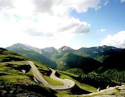 Bright Apartment Near Thermal Springs