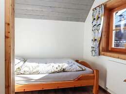 Apartment in Ebene Reichenau With Garden