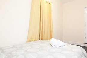 Room 4 Mayflower road guest house