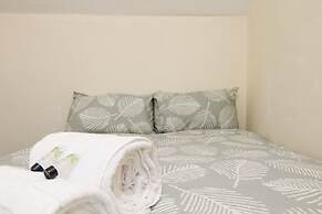 Room 4 Mayflower road guest house