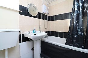 Room 4 Mayflower road guest house