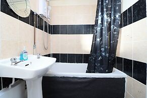 Room 4 Mayflower road guest house