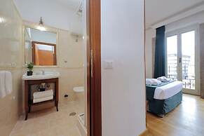 Romulus Rooms