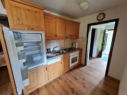 Beautiful Apartment Near ski Resort