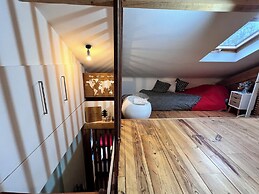 Charming Studio the Heart of the Forest