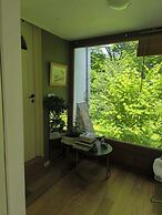 Charming Studio the Heart of the Forest