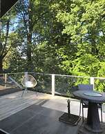 Charming Studio the Heart of the Forest