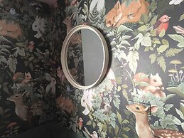 Charming Studio the Heart of the Forest
