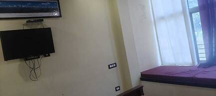 Hotel Pangot Himalayan View