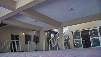 City King Hotel Apartments