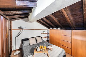 I Girasoli C14 by Wonderful Italy