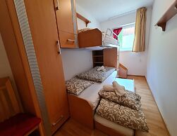 Comfortable Apartment With Mountain View