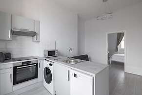 Host Stay Aberdeen Walk Apartment