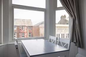 Host Stay Aberdeen Walk Apartment