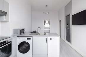 Host Stay Aberdeen Walk Apartment