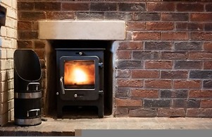 Host Stay Woodroffe Arms Hope Twin Room 5