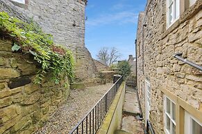 Host Stay Bradley House