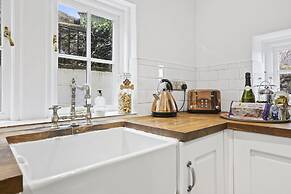 Host Stay Bradley House