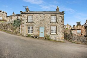 Host Stay Bradley House