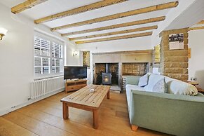 Host Stay Bradley House