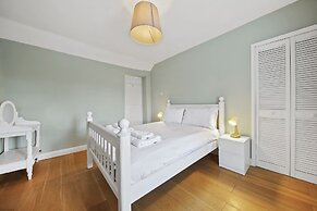 Host Stay Bradley House