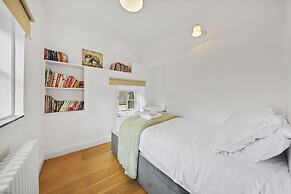 Host Stay Bradley House