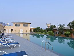 Elegant Waterfront Resort