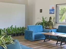 Elegant Waterfront Resort