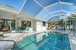 6 Mi to Dtwn Cape Coral: Home w/ Backyard Oasis!