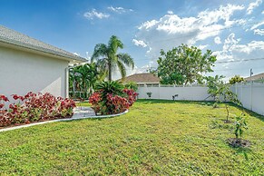 6 Mi to Dtwn Cape Coral: Home w/ Backyard Oasis!