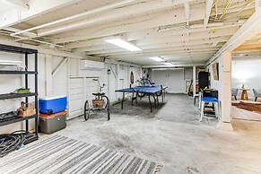 Walk to Beach: Galveston Home w/ Fenced Yard!