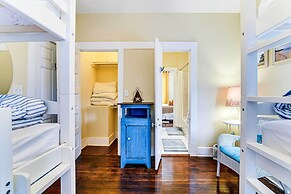 Walk to Beach: Galveston Home w/ Fenced Yard!