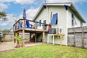 Walk to Beach: Galveston Home w/ Fenced Yard!