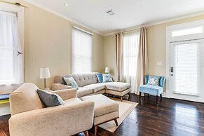 Walk to Beach: Galveston Home w/ Fenced Yard!