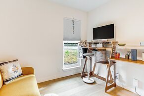 2 Mi to Dtwn: Austin Getaway w/ Natural Pool