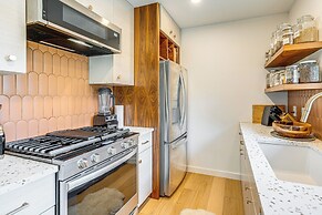 2 Mi to Dtwn: Austin Getaway w/ Natural Pool