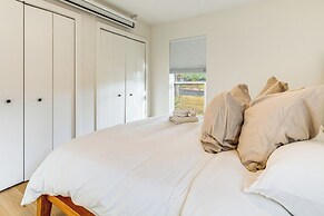 2 Mi to Dtwn: Austin Getaway w/ Natural Pool