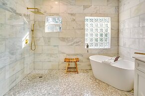 6 Mi to Dtwn: Pet-friendly Retreat in Fort Pierce!