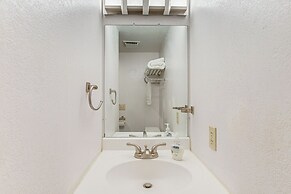 5 Mi to Winter Park Resort: Unit w/ Pool & Hot Tub