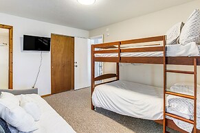 5 Mi to Winter Park Resort: Unit w/ Pool & Hot Tub