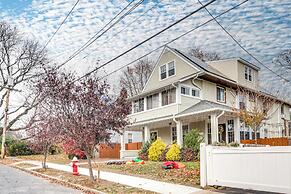 14 Mi to Central Park: Chic Mt Vernon Retreat