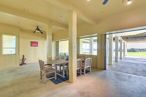 Beachfront Group Getaway on Bolivar Peninsula