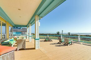 Beachfront Group Getaway on Bolivar Peninsula