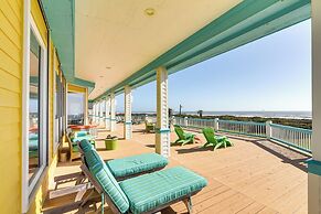 Beachfront Group Getaway on Bolivar Peninsula