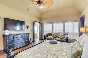 Beachfront Group Getaway on Bolivar Peninsula