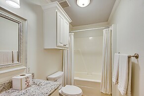 3 Mi to Downtown Tyler: Home w/ Fenced Yard!