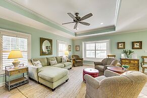 3 Mi to Downtown Tyler: Home w/ Fenced Yard!