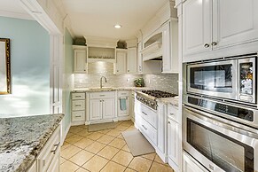 3 Mi to Downtown Tyler: Home w/ Fenced Yard!