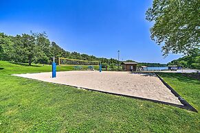 Lakefront Retreat w/ Game Room in Bella Vista!