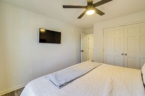 Lakefront Retreat w/ Game Room in Bella Vista!